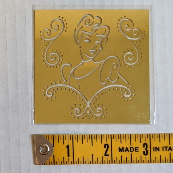 Disney Cinderella Brass Dry Embossing Templates - Picture 2 of 3